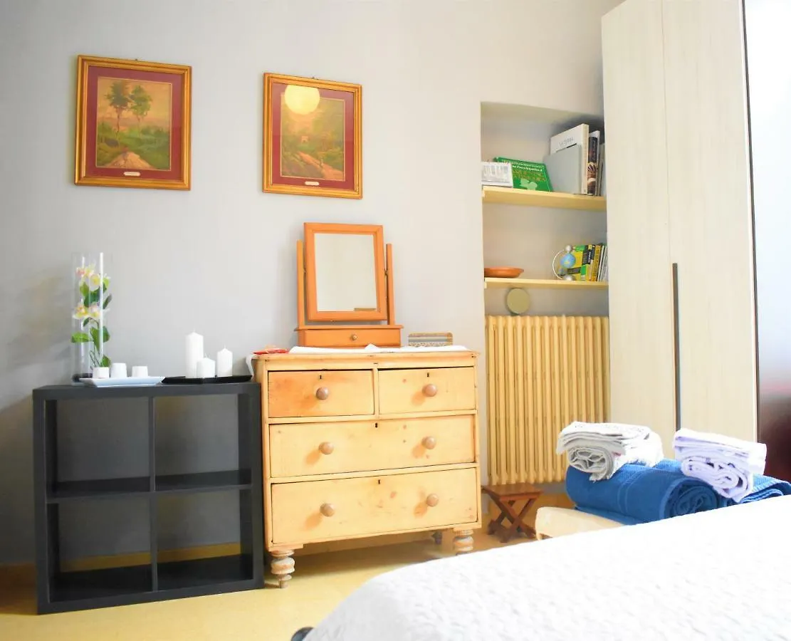 Villa Scalabrini Como Guest house